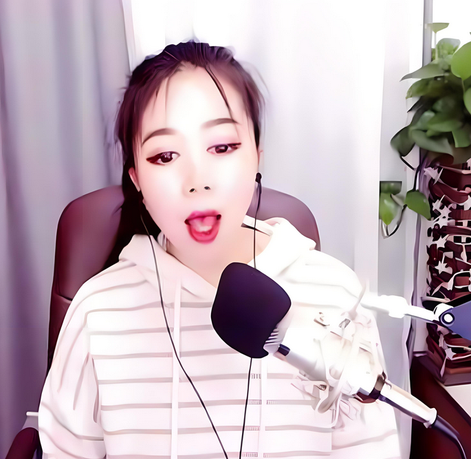 小尤  正在直播......